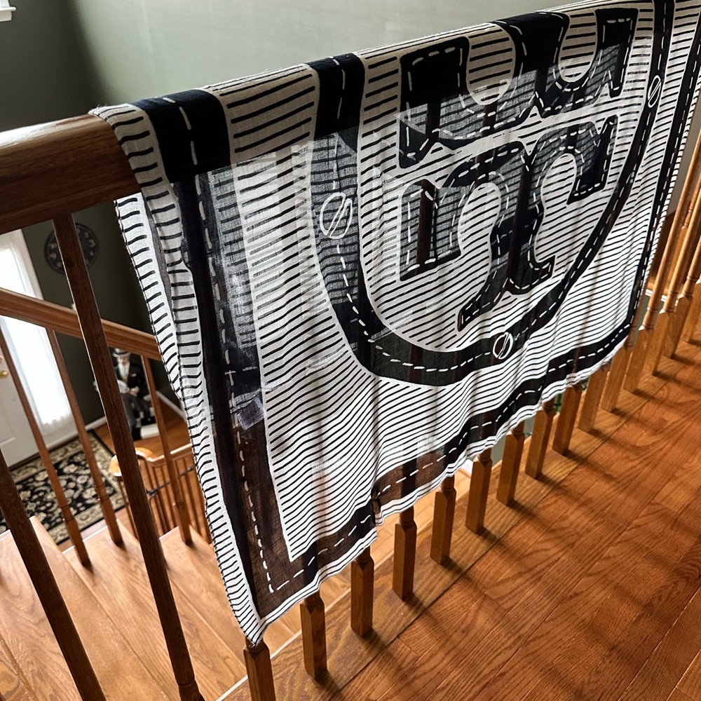 Tory Burch❤️Navy Stripe Stacked Logo Scarf~45” x 45” Style #11135115 NWT